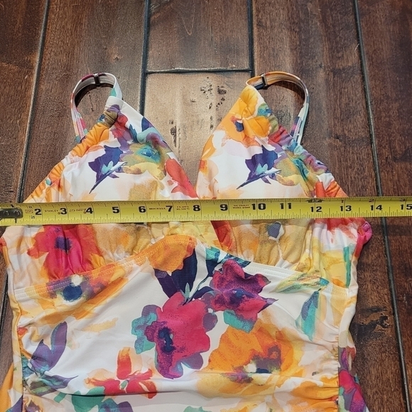 Calvin Klein Floral Print One-Piece Swimsuit Size 8 NWOT - Picture 2 of 8